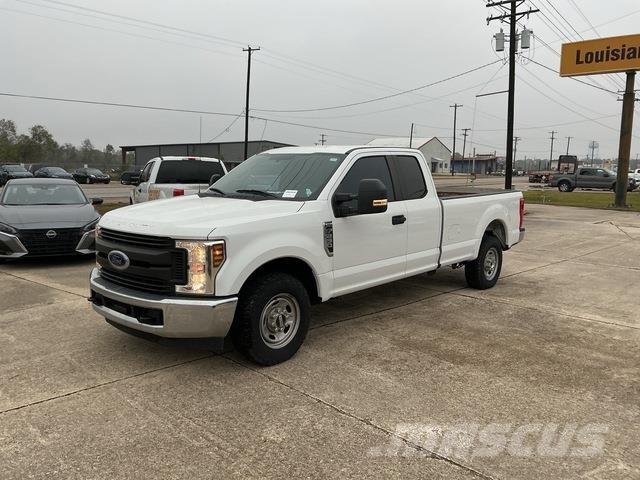 Ford F-250 Flakbilar/Pickuper