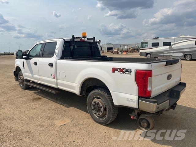 Ford F-350 Flakbilar/Pickuper