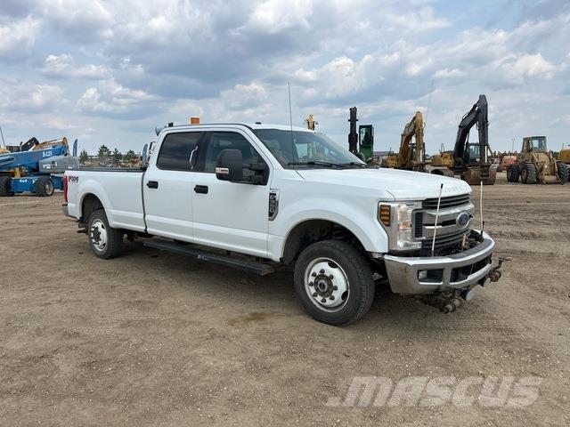 Ford F-350 Flakbilar/Pickuper