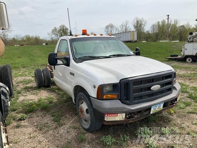 Ford F-350 Hytter och interiör