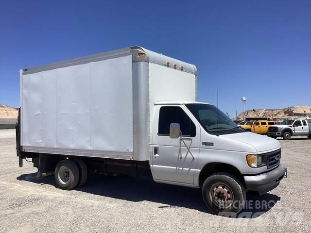 Ford F-350 Skåpbilar