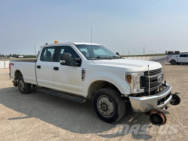 Ford F-350 Flakbilar/Pickuper
