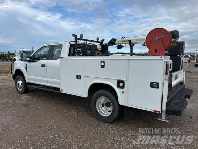 Ford F-350 Plogbilar