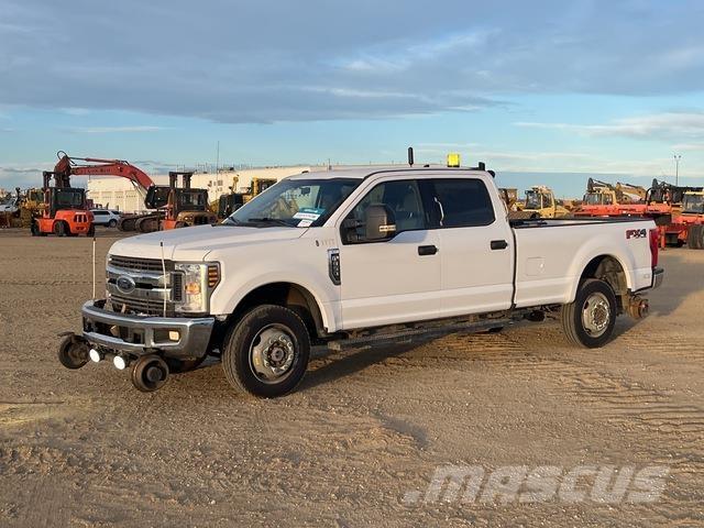 Ford F-350 Flakbilar/Pickuper