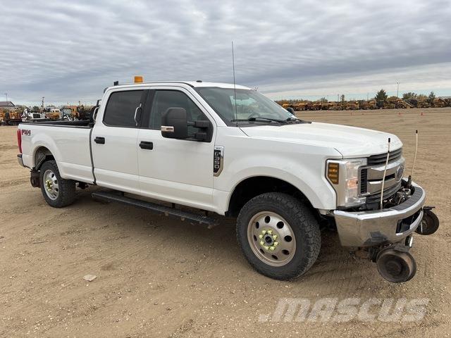 Ford F-350 Flakbilar/Pickuper