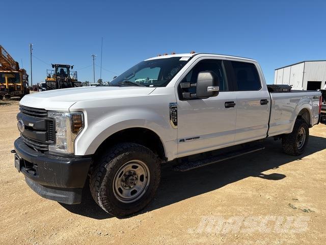 Ford F-350 Flakbilar/Pickuper