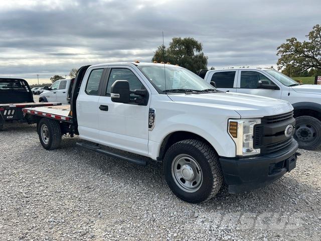Ford F-350 Flakbilar