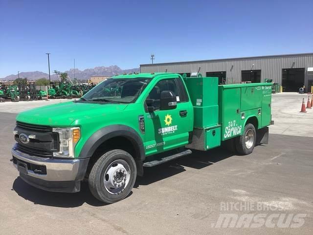 Ford F-450 Plogbilar