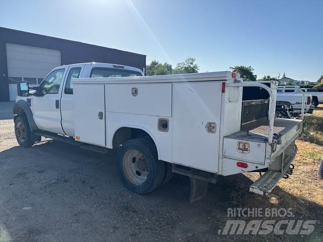 Ford F-450 Plogbilar