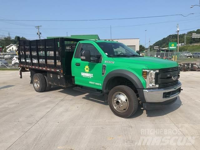 Ford F-450 Flakbilar