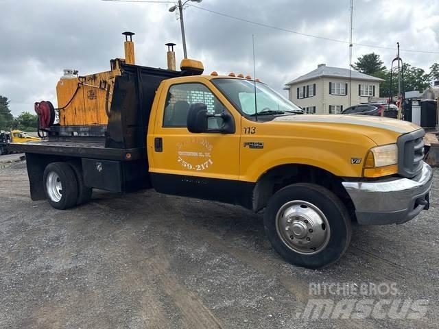 Ford F-450 Flakbilar