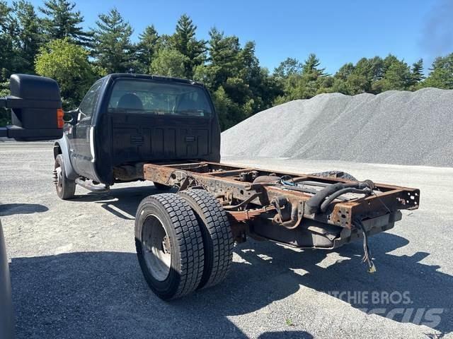 Ford F-450 Hytter och interiör