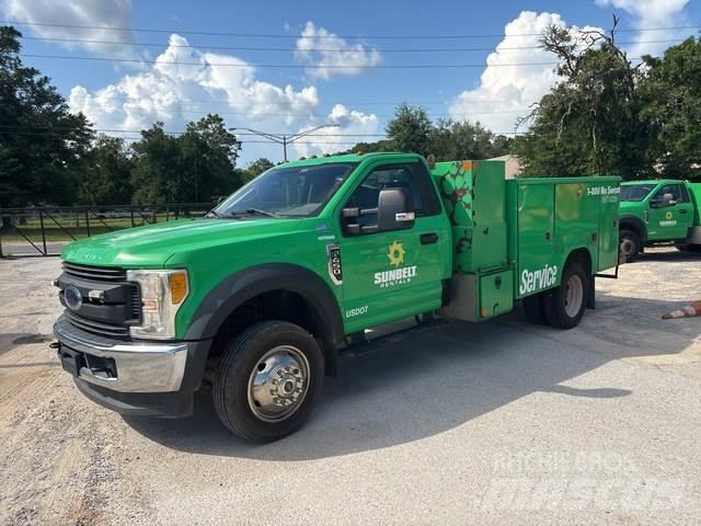 Ford F-450 Plogbilar
