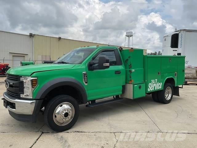 Ford F-450 Plogbilar