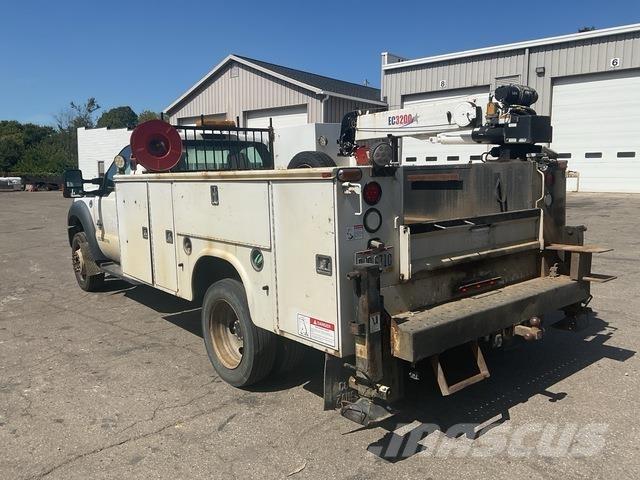 Ford F-450 Plogbilar