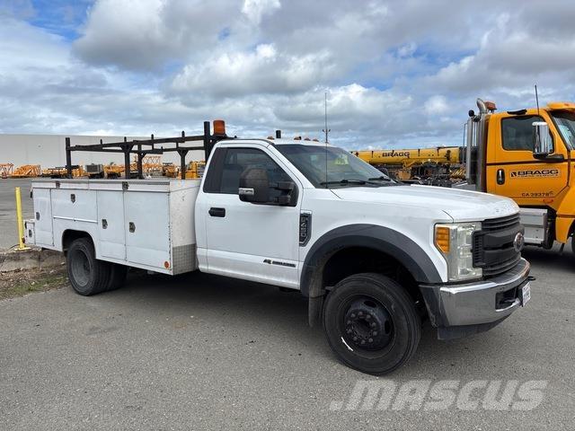 Ford F-450 Flakbilar/Pickuper