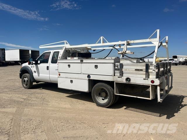 Ford F-450 Flakbilar