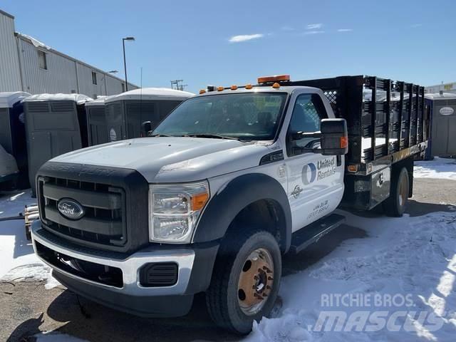 Ford F-550 Flakbilar