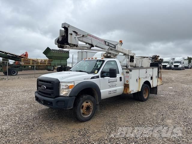 Ford F-550 Billyftar