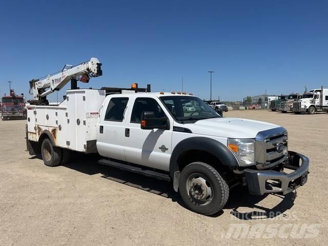 Ford F-550 Plogbilar