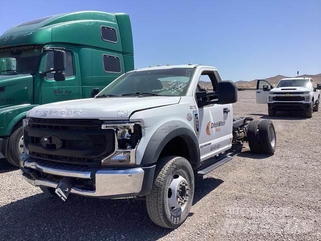Ford F-550 Hytter och interiör