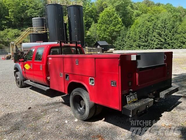 Ford F-550 Flakbilar/Pickuper
