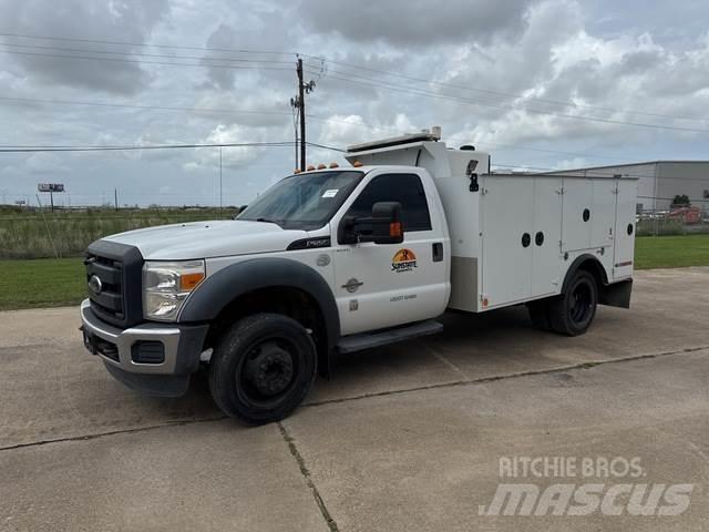 Ford F-550 Plogbilar