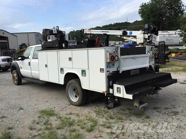 Ford F-550 Plogbilar