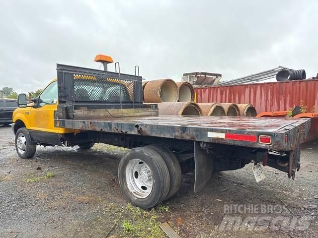 Ford F-550 Flakbilar