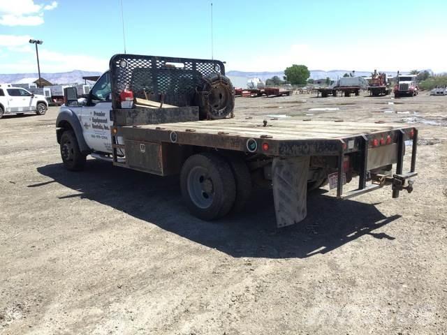 Ford F-550 Flakbilar