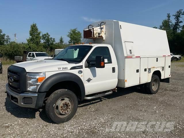 Ford F-550 Flakbilar/Pickuper