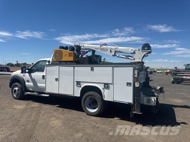 Ford F-550 Plogbilar