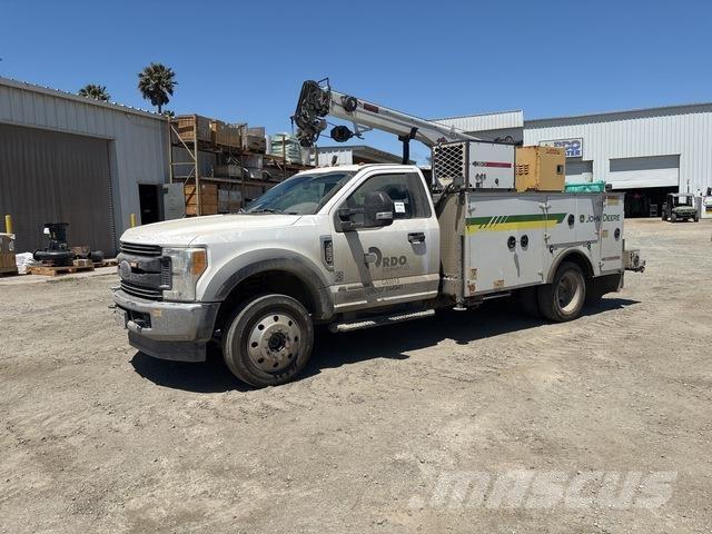 Ford F-550 Plogbilar