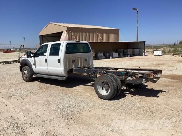 Ford F-550 Hytter och interiör