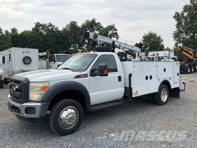 Ford F-550 Plogbilar