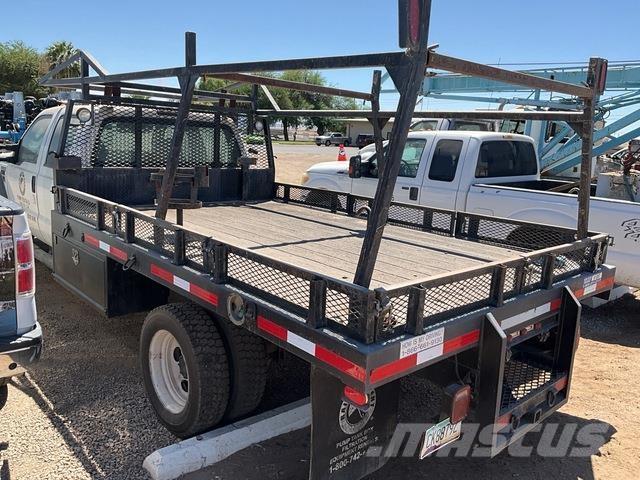 Ford F-550 Flakbilar