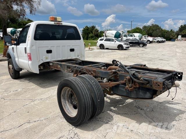 Ford F-550 Hytter och interiör