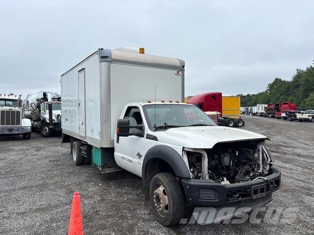 Ford F-550 Skåpbilar