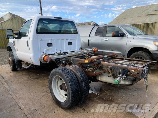 Ford F-550 Hytter och interiör