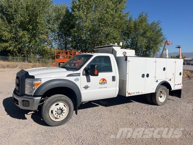 Ford F-550 Plogbilar