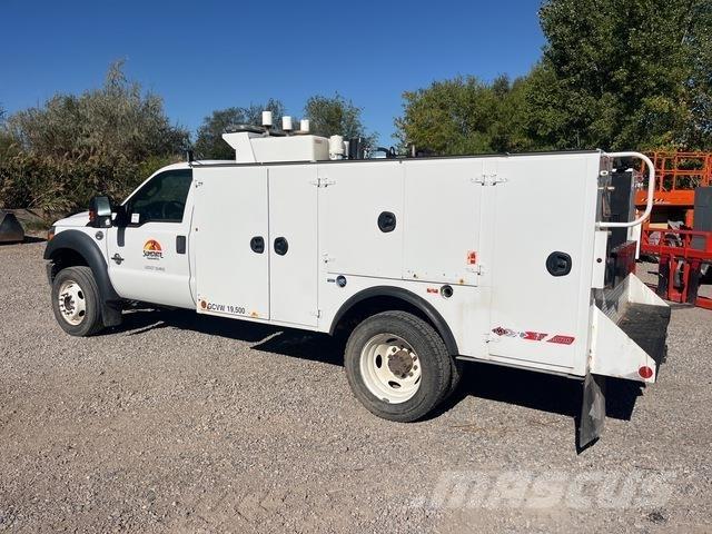 Ford F-550 Plogbilar