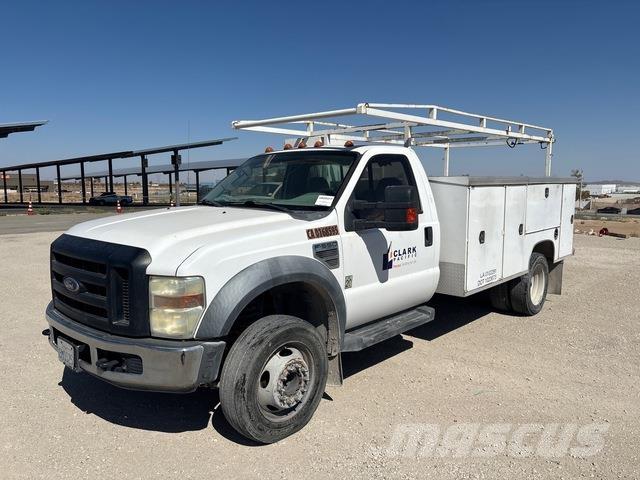 Ford F-550 Flakbilar/Pickuper