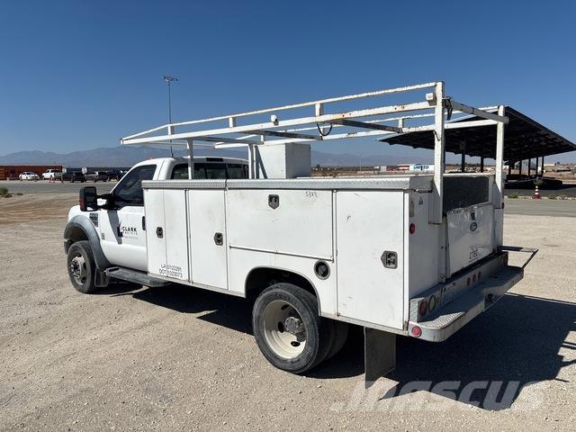 Ford F-550 Flakbilar/Pickuper