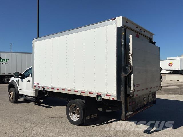 Ford F-550 Skåpbilar