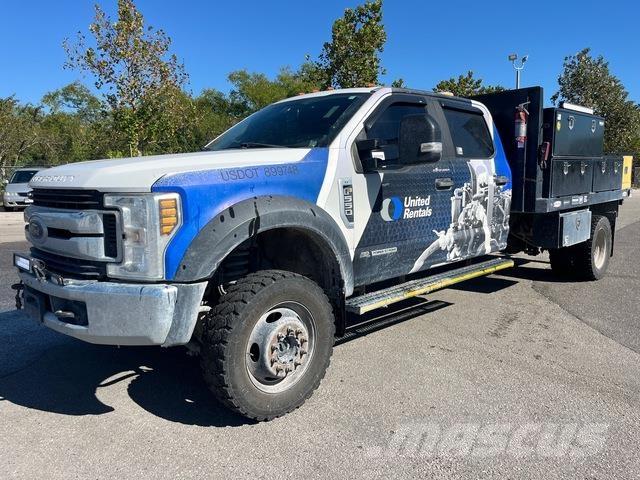 Ford F-550 Flakbilar