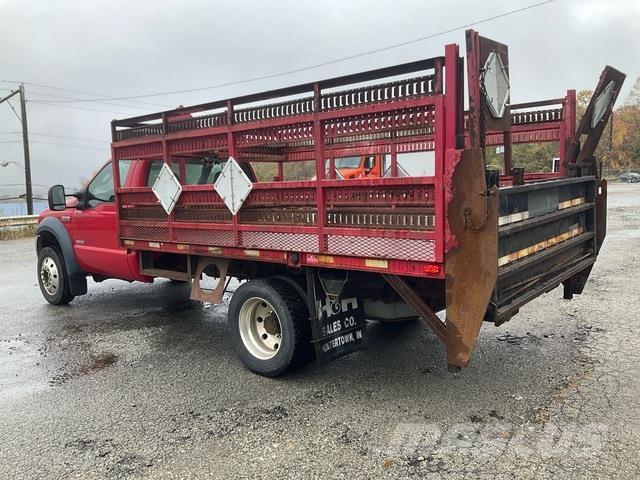 Ford F-550 Flakbilar