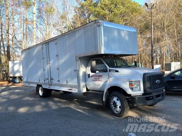 Ford F-650 Skåpbilar