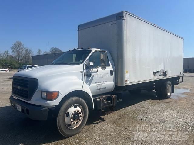 Ford F-650 Skåpbilar