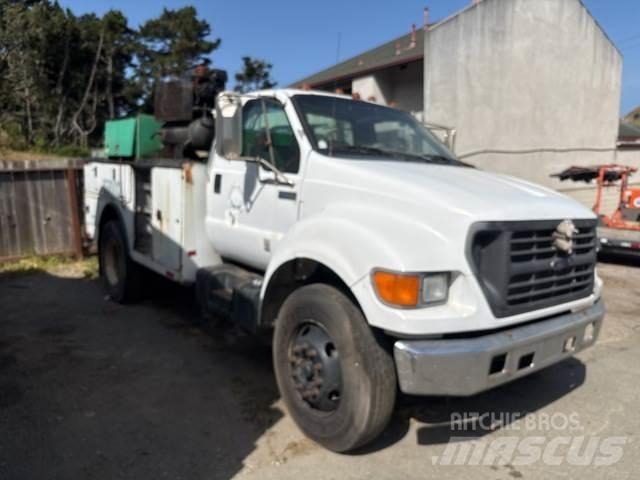 Ford F-650 Plogbilar