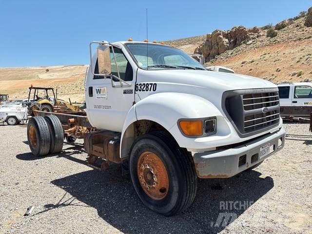 Ford F-650 Hytter och interiör